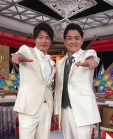 左から田中圭、千鳥ノブ。(c)日本テレビ