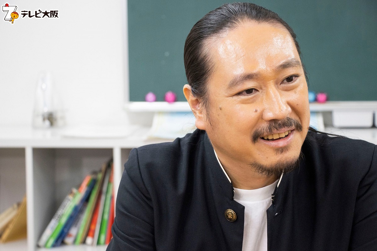 笑い飯・西田