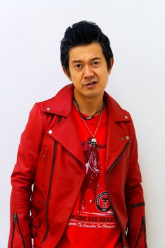 アキラ100 が菊池風磨主演ドラマ バベル九朔 参加 中古レコード店のロックな店主役 コメントあり お笑いナタリー