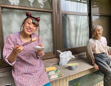 フワちゃん（左） (c)フジテレビ