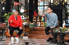 笑福亭鶴瓶とハナコ菊田。(c)TBS