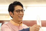オムニバスドラマ「3人のシングルマザー～すてきな人生逆転物語～」に出演する、アンタッチャブル柴田。(c)フジテレビ