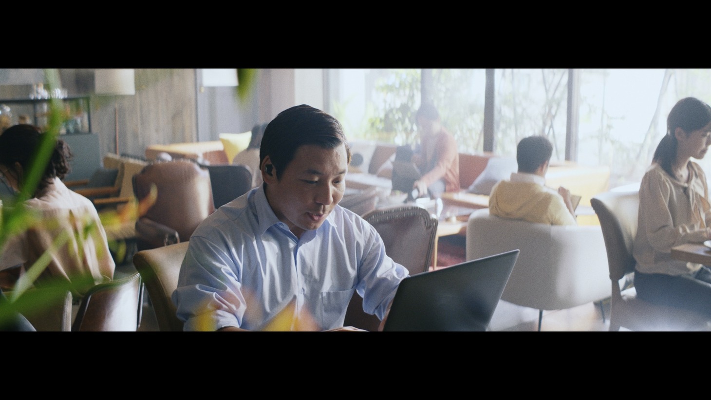 WebCM「こんなとき、FRISK！」の「リモートワーク」編より。