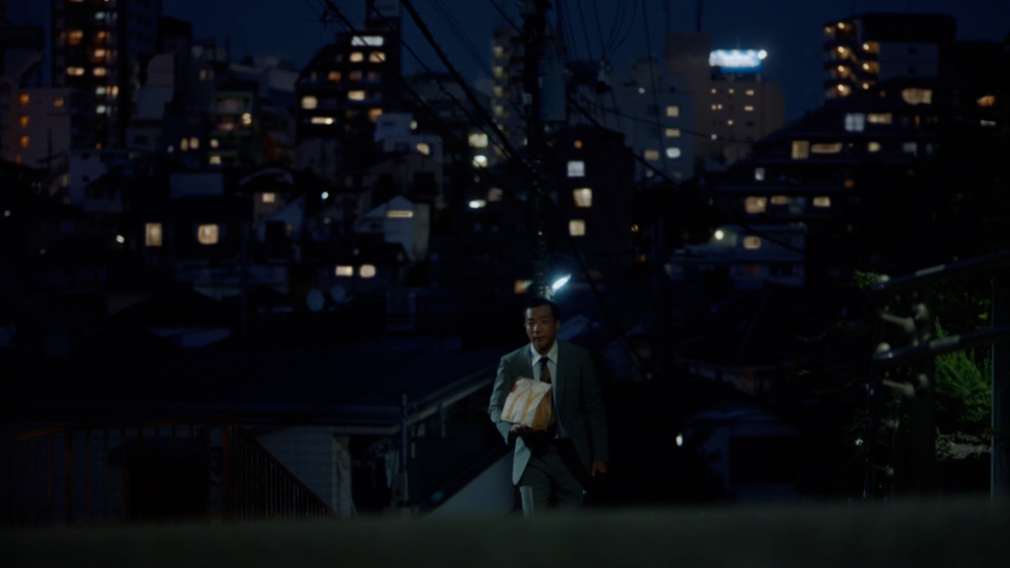 新CM「ごはん at HOME・息子」編より。