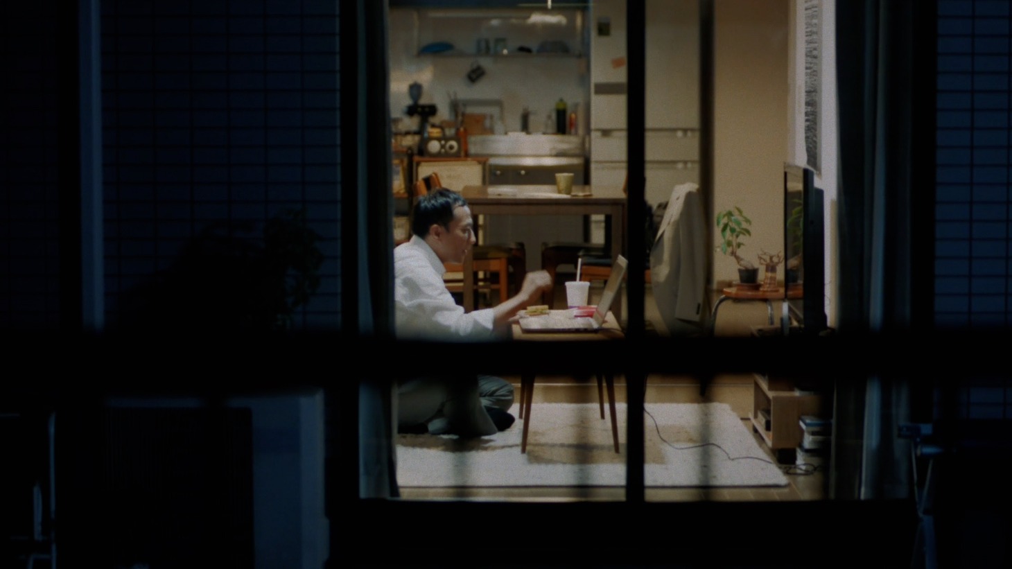 新CM「ごはん at HOME・息子」編より。