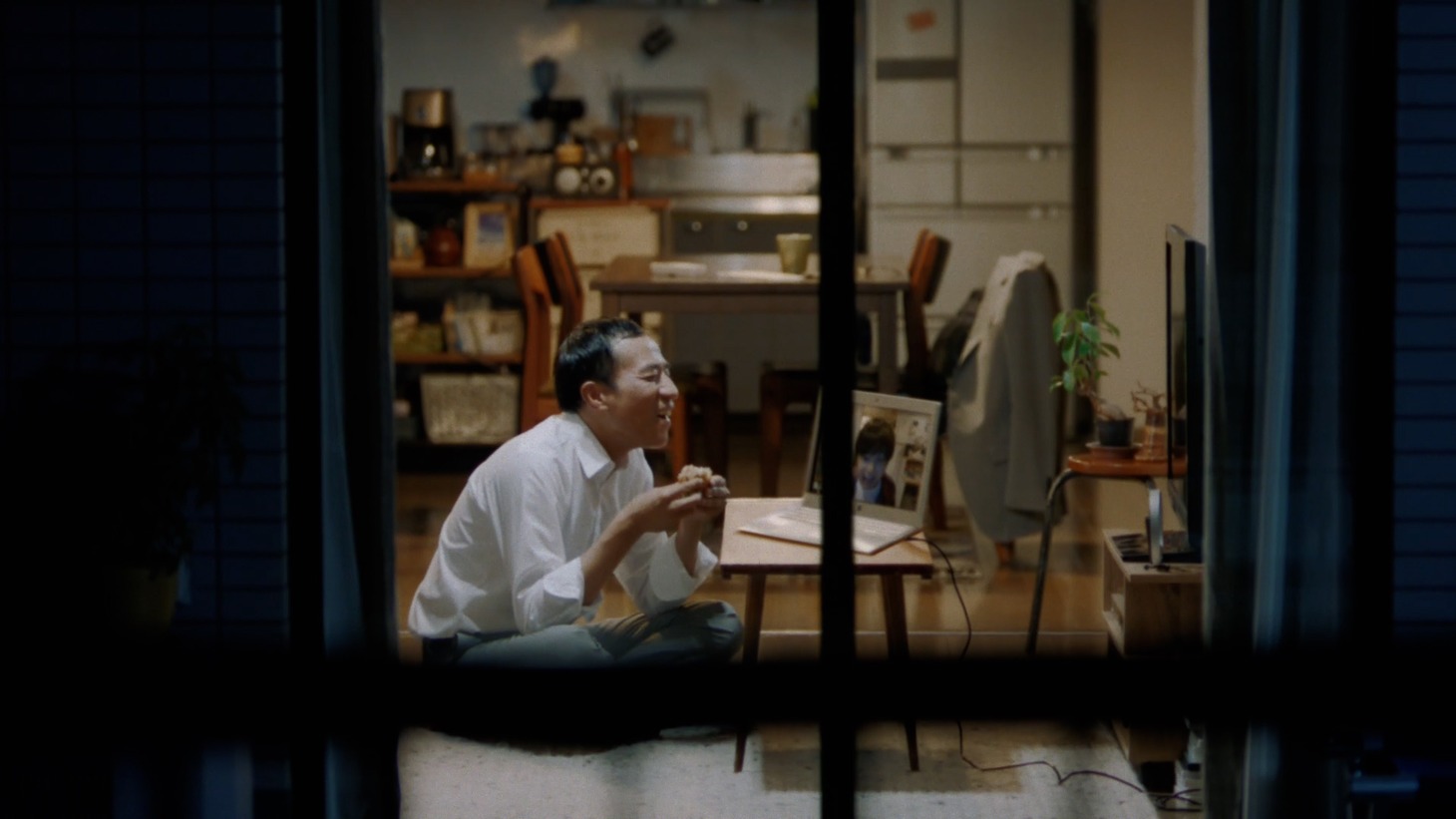新CM「ごはん at HOME・息子」編より。