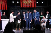 「この3人でグランジですか？」と聞かれる審査員たち。