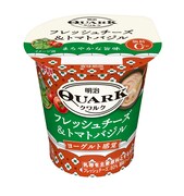 「明治 QUARK」フレッシュチーズ＆トマトバジル