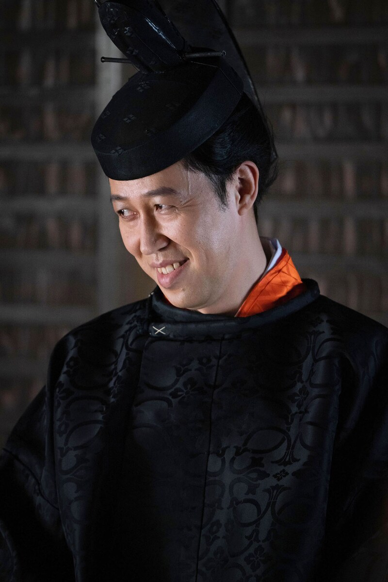 「麒麟がくる」より、小籔千豊演じる二条晴良。