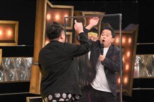 ダイアンがラップバトルを繰り広げるワンシーン。(c)TBS