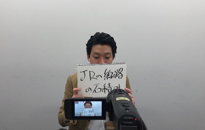 霜降り明星・粗品 (c)静岡朝日テレビ