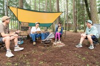 「おぎやはぎのハピキャン ～キャンプはじめてみました～」のワンシーン。(c)メ～テレ