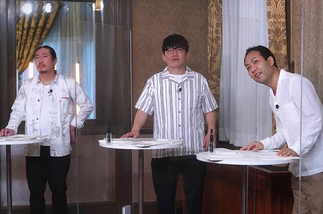 （左から）笑い飯・西田、ずん飯尾、天達武史。(c)フジテレビ