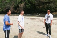 左からサバンナ、宮川大輔。(c)日本テレビ