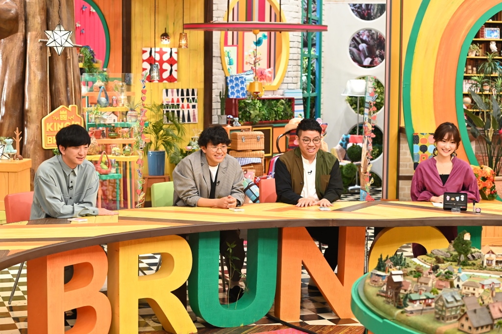 （左から）パンサー向井、ミキ、野村彩也子アナ。(c)TBS