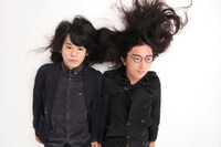 胃似胃似胃。左から烈、薬指こすり隊。