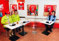 シソンヌと小栗旬。