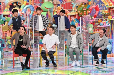 「お肌よわよわ芸人」として出演する(前列左から)今田耕司、サバンナ高橋、狩野英孝、笑い飯・西田、(後列左から)パンクブーブー黒瀬、FUJIWARA藤本、すゑひろがりず三島。(c)テレビ朝日