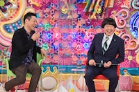 （左から）東野幸治、蛍原徹。(c)テレビ朝日