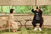 左から阿川佐和子、ずん飯尾。