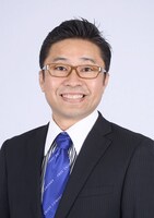 FECオフィスの山城智二社長。