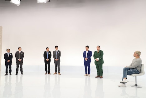 (左から)中川家、ナイツ、ミルクボーイ、松本人志。(c)フジテレビ