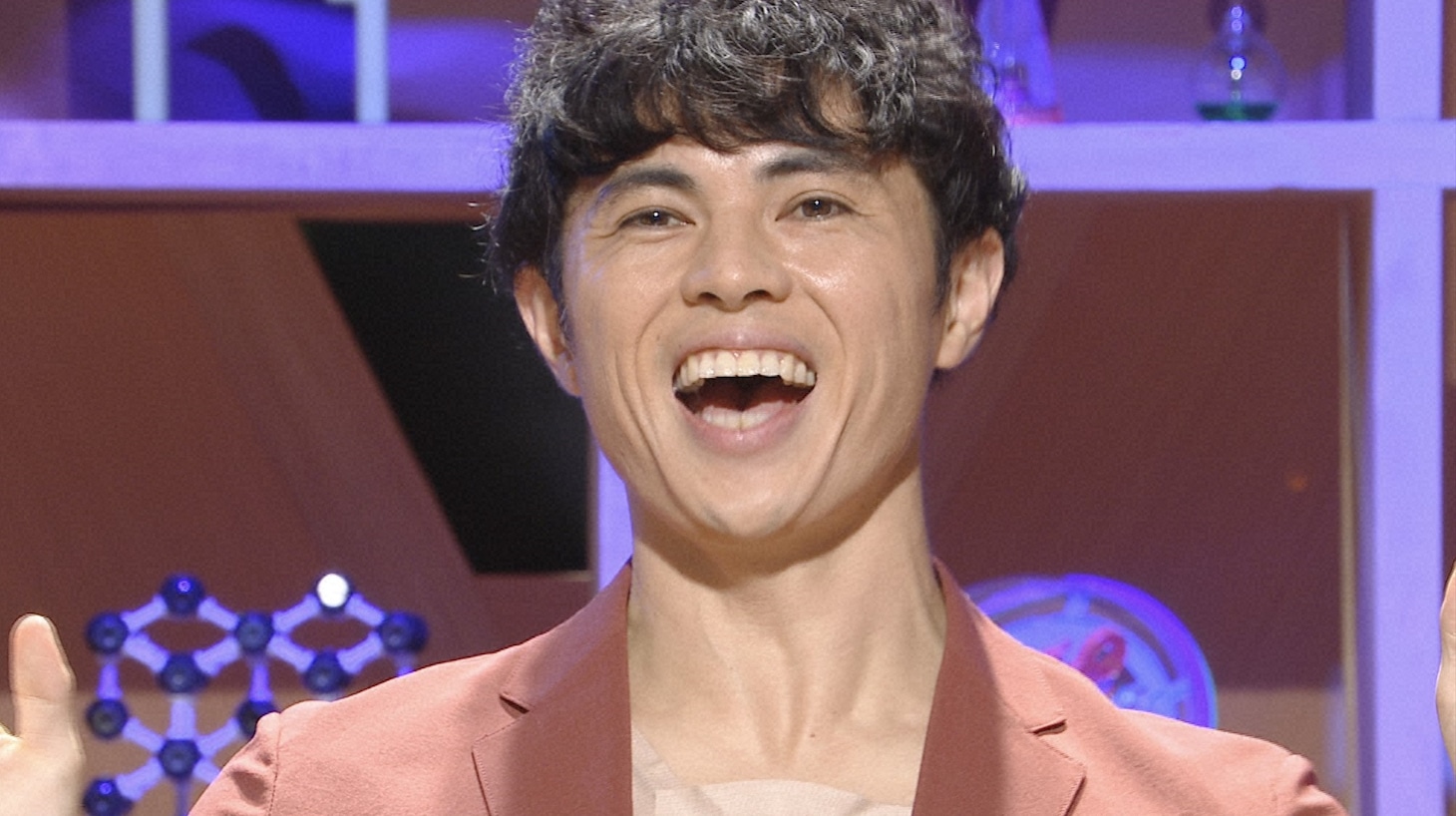 小島よしお (c)日本テレビ