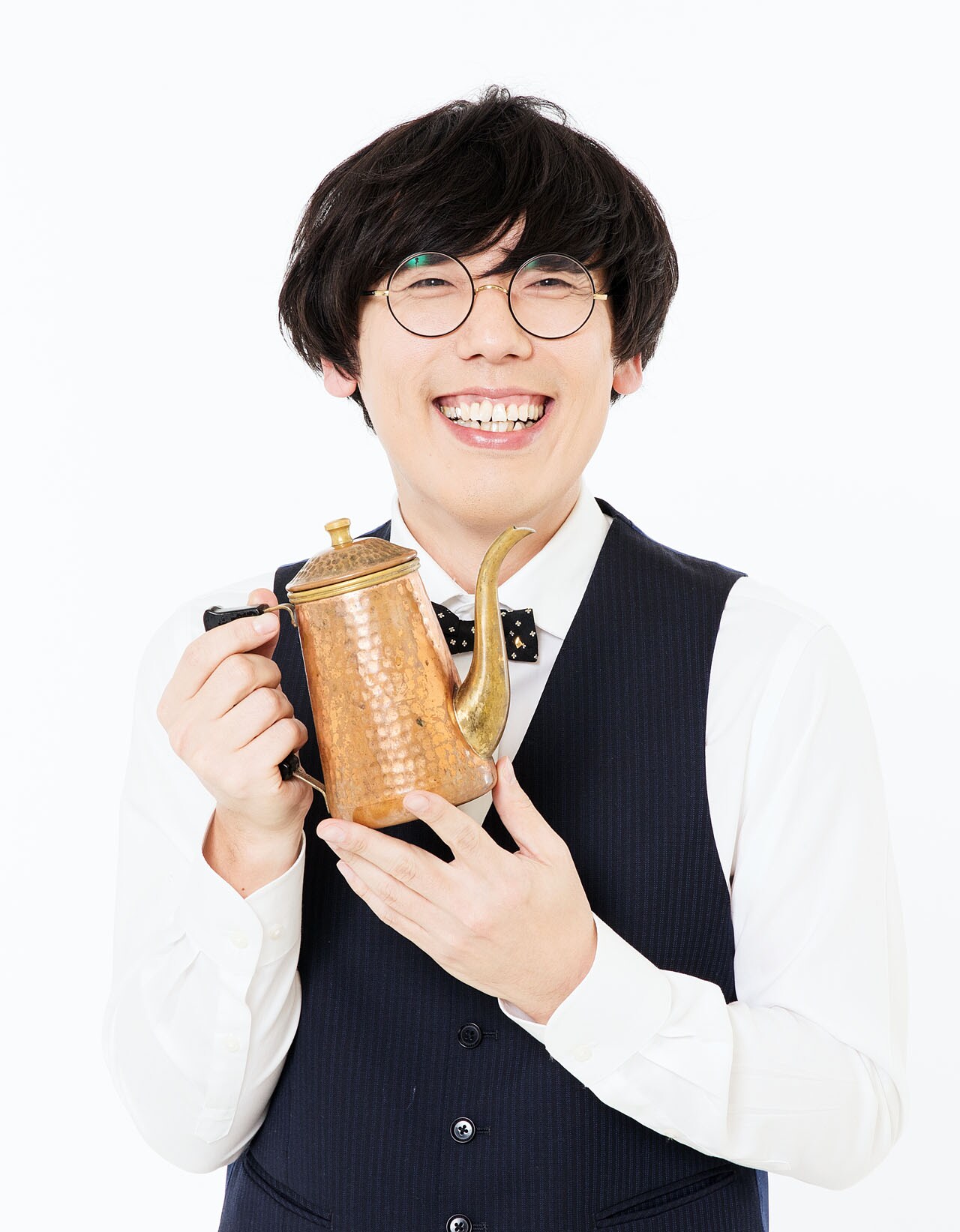 コーヒールンバ平岡が猿田彦珈琲の広報に、名刺携えメディア対応