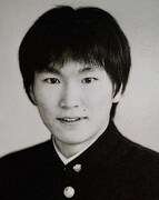 高校時代のかまいたち山内。
