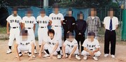高校時代、野球部に所属していたかまいたち濱家（前列左から2人目）。