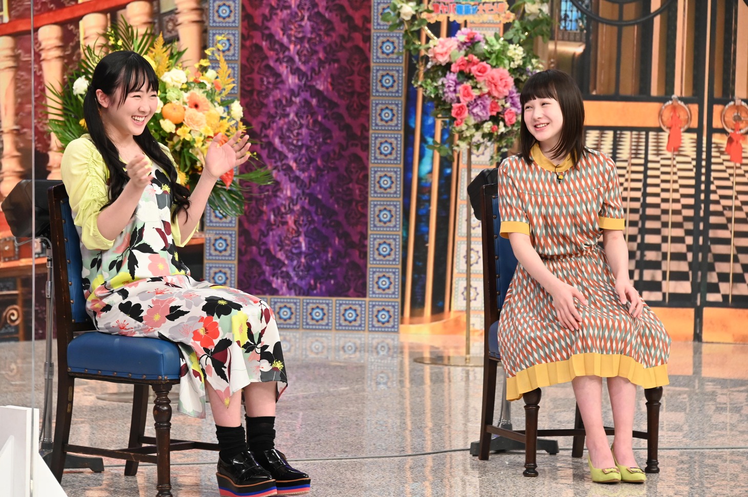 左から本田望結、本田紗来。(c)日本テレビ