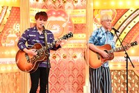 （左から）神山智洋、お見送り芸人しんいち。(c)TBS