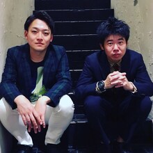 なかよしビクトリーズ。左から下村、岡田。