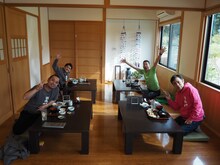 左から千鳥、東野幸治、ナインティナイン岡村。(c)日本テレビ