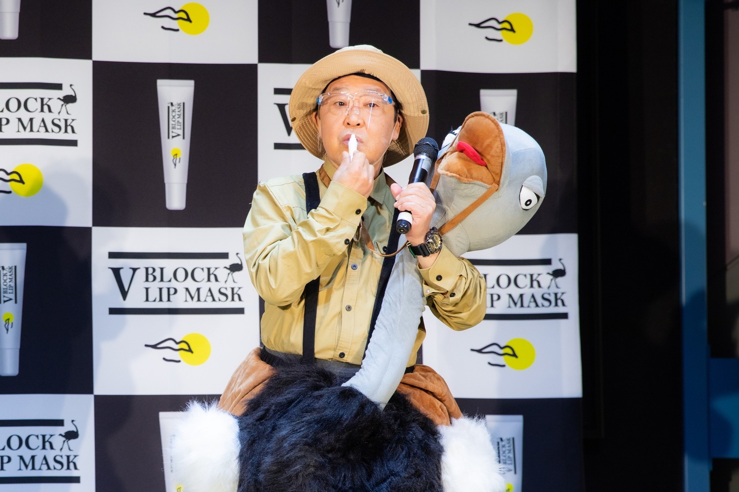 ダチョウ倶楽部・上島