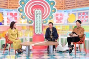 左から野々村友紀子、かまいたち。