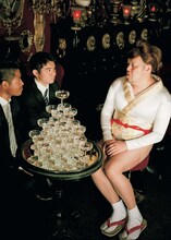 「野性爆弾くっきー！の女型人間くっきー！名鑑」より。