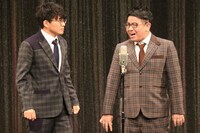 ルミネtheよしもとに出演したミキ。