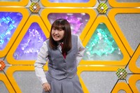 「令和2年度 NHK新人お笑い大賞」本選Aブロックに登場した吉住。トップバッターとしてしっかり会場を盛り上げた。(c)NHK