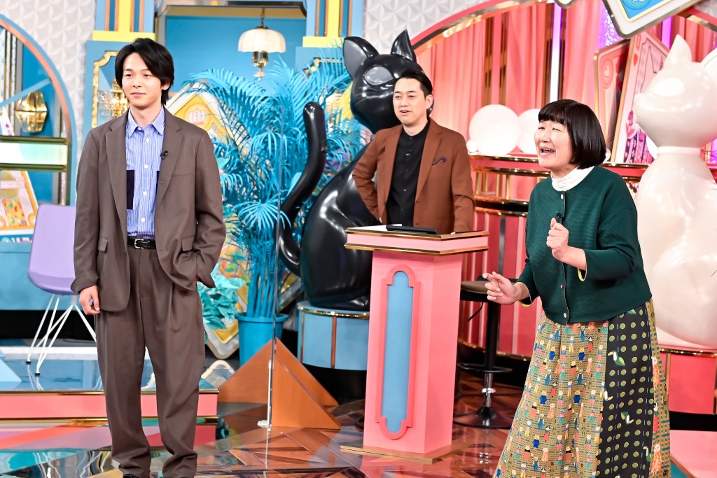 「オモテガール裏ガール」に出演する（左から）中村倫也、バナナマン設楽、たんぽぽ川村。(c)TBS