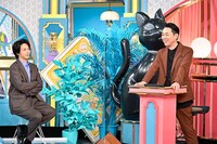 （左から）中村倫也、バナナマン設楽。(c)TBS