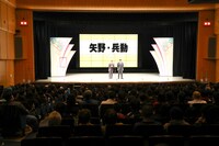 アクリル板を外した矢野・兵動。