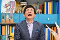 博多華丸  (c)中京テレビ