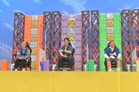 「キズナデビルの挑戦状」に出演する（左から）丸山桂里奈、長嶋一茂、出川哲朗。(c)テレビ朝日