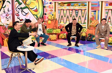 （左から）バナナマン、野性爆弾くっきー！、サンドウィッチマン。(c)TBS