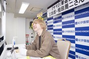三四郎・相田「サマ」刊行記念サイン会の様子。（撮影：熊坂勉［fort］）