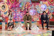 （左から）生見愛瑠、ケンドーコバヤシ、蛍原徹。(c)テレビ朝日