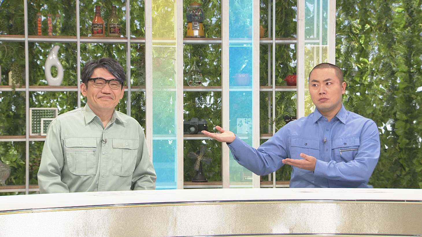 コント「コメンテーター」より。