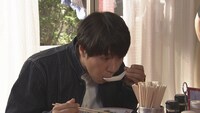 コント「ステイホームで覚えたラーメン」より。