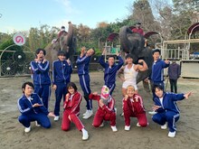 （前列左から）宮下草薙・宮下、王林、謎の“おバカワマスクマン”、丸山桂里奈、ぺこぱ松陰寺、（後列左から）ぺこぱシュウペイ、島太星（NORD）、ロイ、エイトブリッジ別府、横川尚隆、パンサー尾形。(c)フジテレビ